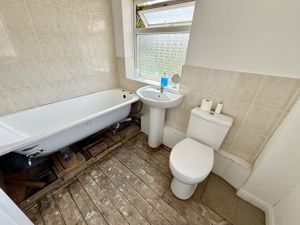 Photo 6- click for photo gallery